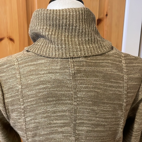 Jessica Simpson sweater dress - Picture 5 of 8